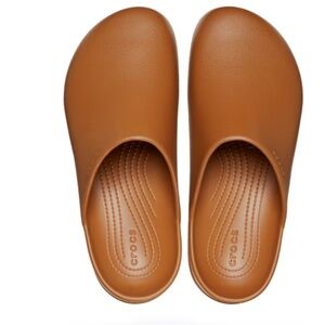 ✨New✨ CROCS Dylan Clog